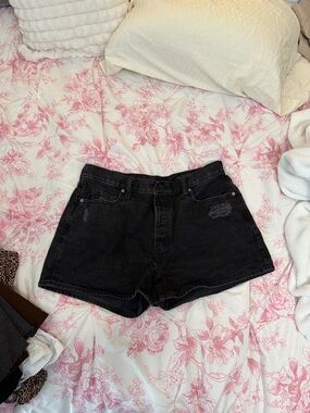 Old Navy Black High-Rise Jean Shorts with Subtle Distressing